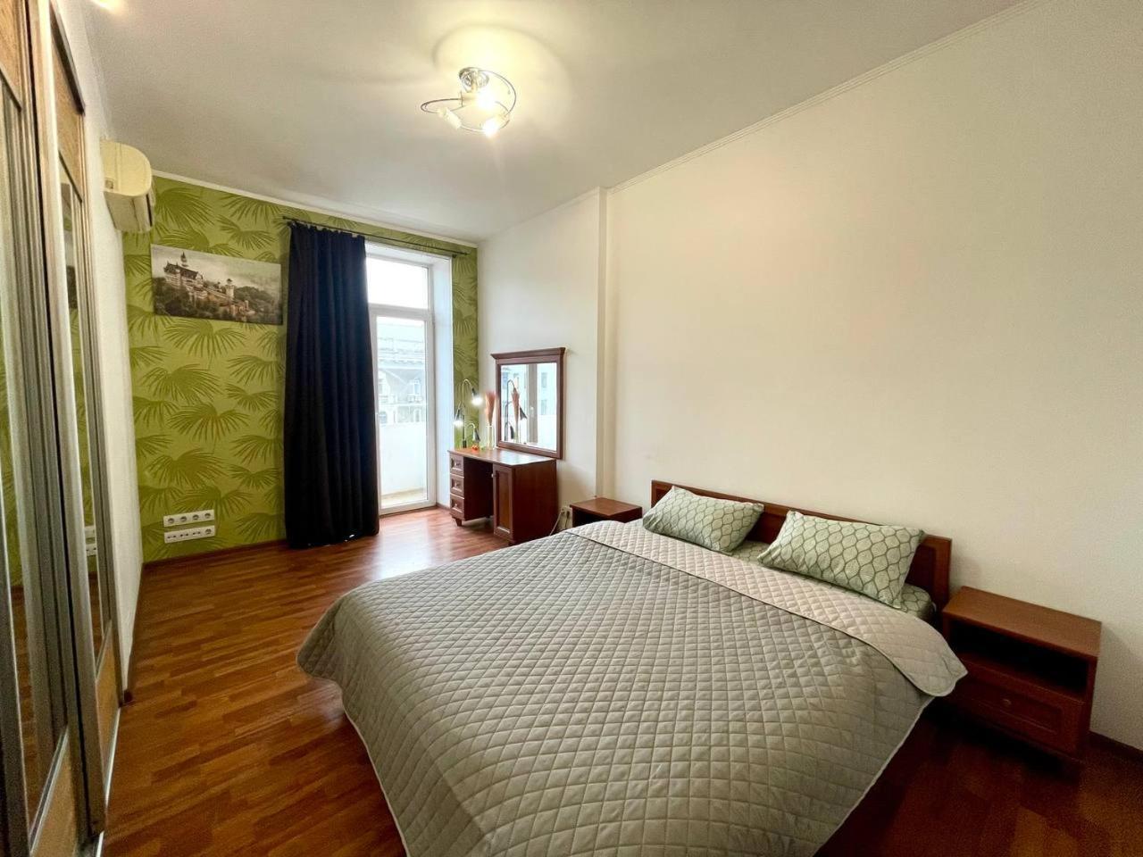 Ferienwohnung Pavlovskaya Square Charkiw Exterior foto